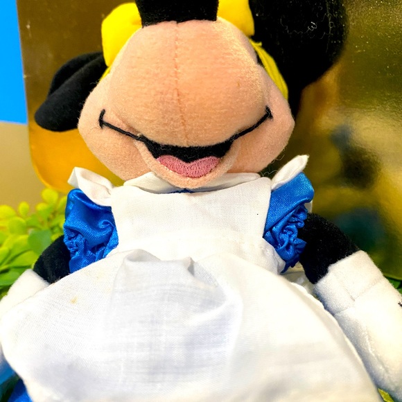 DISNEY EXCLUSIVE NWT VTG 90s MINNIE MOUSSE AS ALICE IN WONDERLAND BEAN BAG PLUSH - Picture 6 of 12
